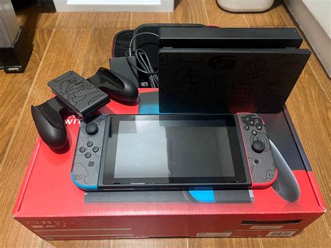 Nintendo Switch V2 blue and red, Video Gaming, Video Game Consoles ...