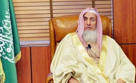 Saudi Grand Mufti Taraweeh Eid Prayers To Be Performed At Home If