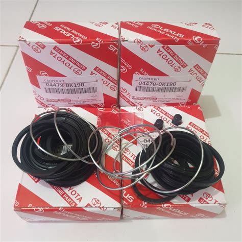 CALIPER KIT SEAL KIT REM DEPAN CAKRAM TOYOTA HILUX REVO FORTUNER