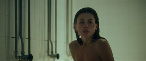 Nude video celebs Mariia Netavrovana nude Free Falling Caída libre 2024