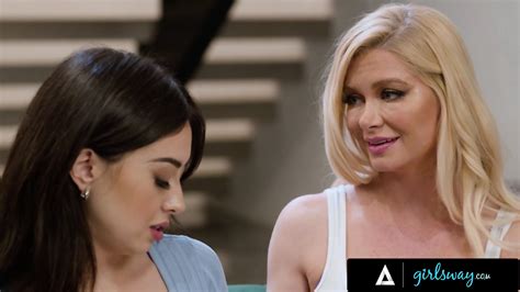 GIRLSWAY MILF Serene Siren Stepdaughter Chloe Surreal Get Intimate After Coming Out As