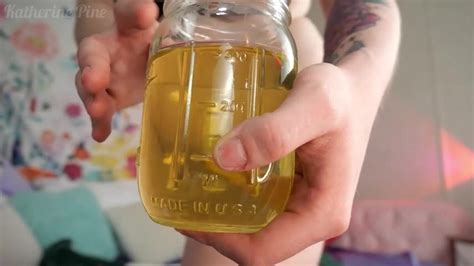 Hot Giantess Cums And Pees On Shrunken Man Part Thisvid