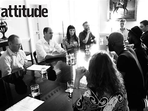 El Príncipe William en portada de revista gay