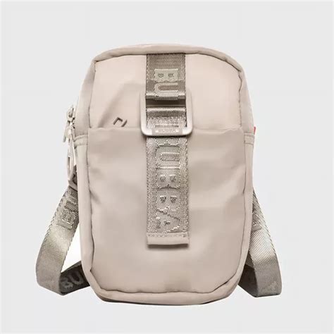 Phonebag Giulia Nude Bubba Essentials Color Café MercadoLibre