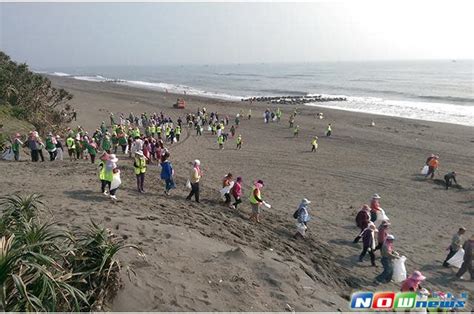 響應世界地球日 逾三百人利澤淨灘