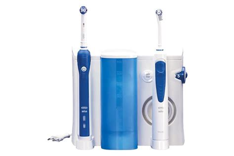 Oral B Oral Center20 Professional Care Oxyjet Spazzolino PC2000