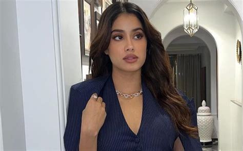 Janhvi Kapoor Pays Tribute To Legendary Diva Of The Yesteryear With Her