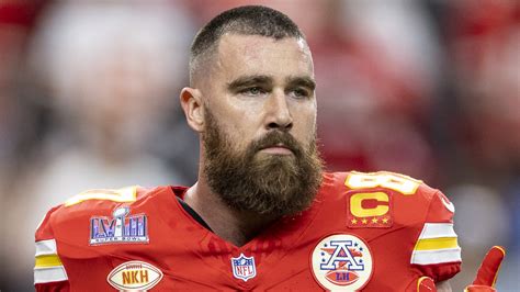 Celebs And Athletes Who Clearly Don't Like Travis Kelce