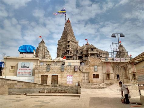 Dwarkadhish Temple Wallpapers - Top Free Dwarkadhish Temple Backgrounds ...