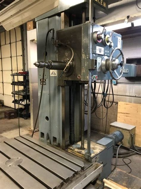 Sacem CNC Horizontal Boring Mill 1986 Heidenhain Control