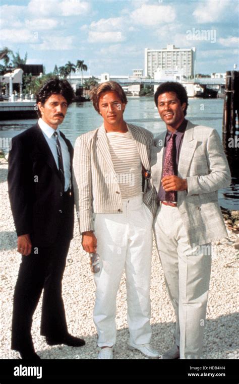 MIAMI VICE Edward James Olmos Don Johnson Philip Michael Thomas