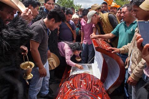 Corré la voz vos San Juan Chamula La muerte anunciada de Domingo