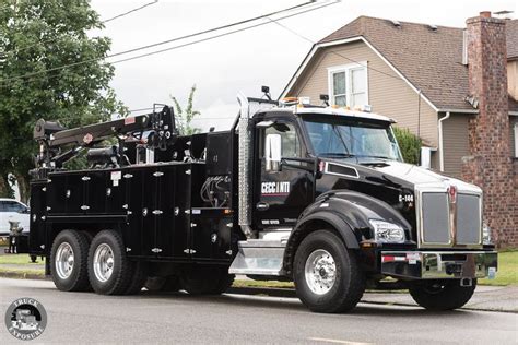 Pin By Cody Jo Olson On Heavy Duty Medium Duty Service Trucks