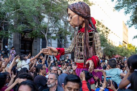 La Peque A Amal Visita Guadalajara Para Mandar Un Gigante Mensaje De