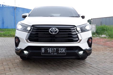 Review Toyota Innova Venturer 2020 Ubahan Minimalis Dan Menawan