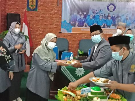 REFLEKSI MILAD KE 44 TAHUN SMA MUHAMMADIYAH 1 PALANGKA RAYA