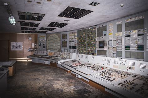 Radioactive control room #4 at the Chernobyl Power Plant | ONLINE