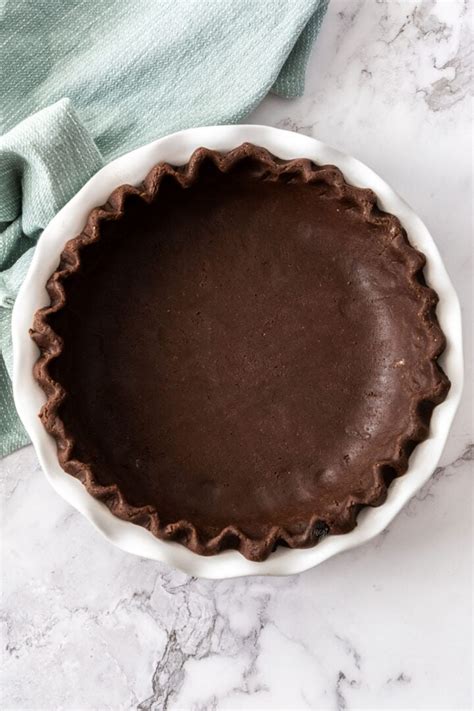 Chocolate Pie Crust - Sugar Salt Magic