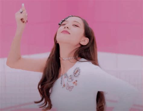 Jisoo Blackpink Jisoo Blackpink Happy Discover Share Gifs My Xxx Hot Girl