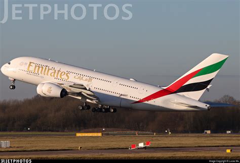 A6 EUH Airbus A380 861 Emirates Lucas Wu JetPhotos