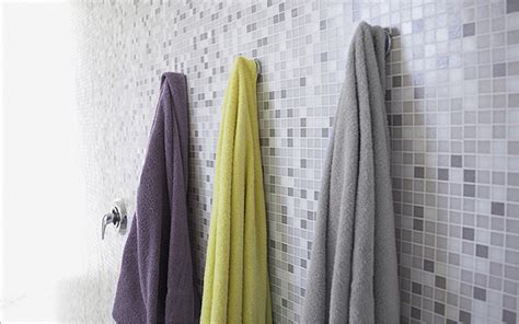 I M Self Conscious About Being Naked In My Health Club S Locker Room What Can I Do