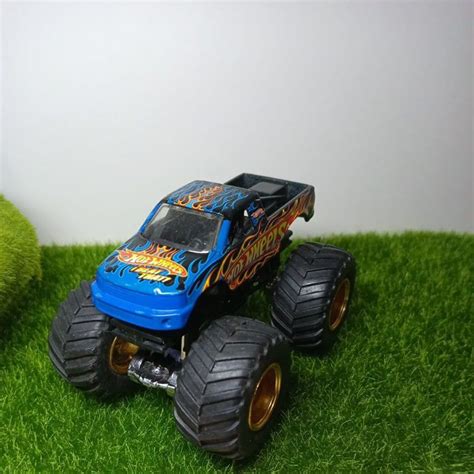 Hot Wheels Monster Truck