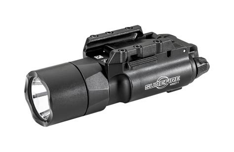 Best SureFire Flashlights (Review & Buying Guide) in 2022 - Task & Purpose