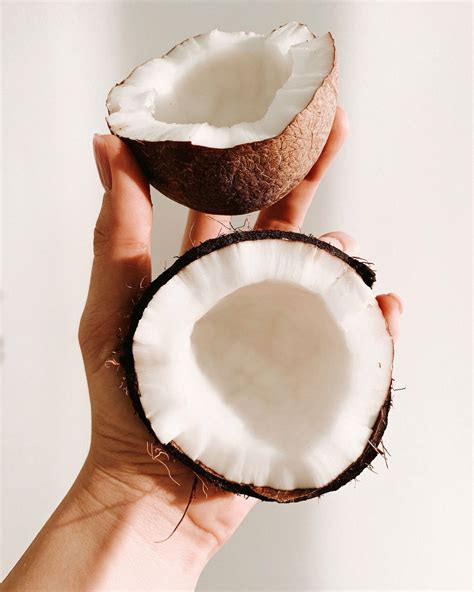 Comment Utiliser Lhuile De Coco Pour Ses Cheveux La Fourche