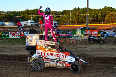 2022 POWRI MIDGETS Highfly Nphotos