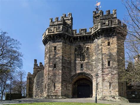 15 Best Things to Do in Lancaster (Lancashire, England) - The Crazy Tourist