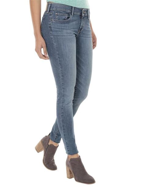 Venta Pantalon Levis Mujer Corte Bota En Stock