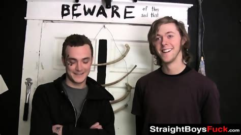 Good Looking Dudes Have Kinky Gay Threesome Fuck Session Nikki Blond