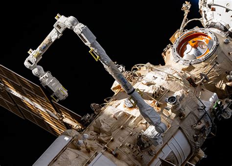 Nasa Sets Tv Coverage For Russian Spacewalk Space Defense