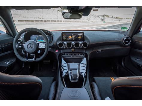 2022 Mercedes-Benz GT: 108 Interior Photos | U.S. News