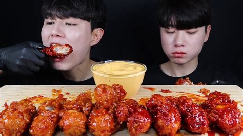 Asmr Spicy Fried Chicken Sweet Chicken Eating Sounds Mukbang 뱀파이어 치킨 먹방