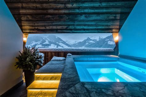 Skiing Season Of The Most Beautiful Jacuzzis In The Mountains