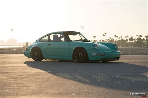 Stanced Porsche 911 (964) side