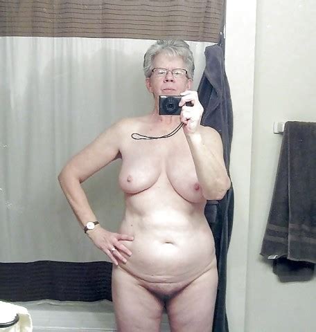 Granny Sluts Pics Granny Slut Present Pussy Porn Pictures