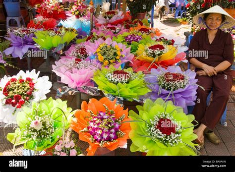 Flower Vendor In Hanoi Vietnam Stock Photo Alamy