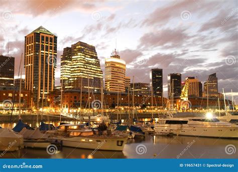 Puerto Madero Buenos Aires Imagem De Stock Imagem De Torre Fachada