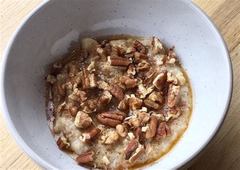 Practical Method To Serving Extraordinary Pecan And Maple Syrup Porridge