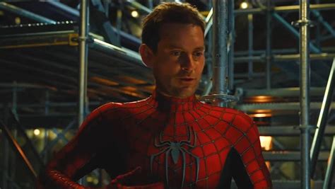 Spider Man Rumor Are Tobey Maguire Sam Raimi Reuniting For A New Movie