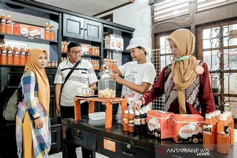 Pemerintah Target 30 Juta UMKM Masuk Ekosistem Digital GenPI Co