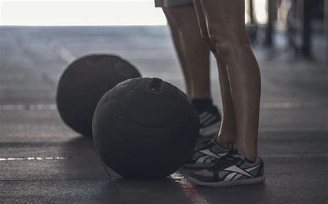 5 Amazing Medicine Ball Workouts & Exercises | Onnit Academy