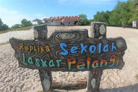 Mengenal SD Laskar Pelangi Belitung