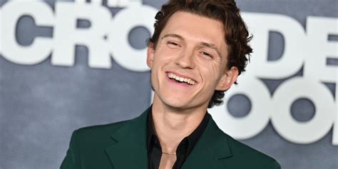 Tom Holland reveló cuándo se dio cuenta de su adicción al alcohol