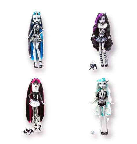 Monster High Collectors Reel Drama Dolls (Frankie Stein, Clawdeen Wolf ...