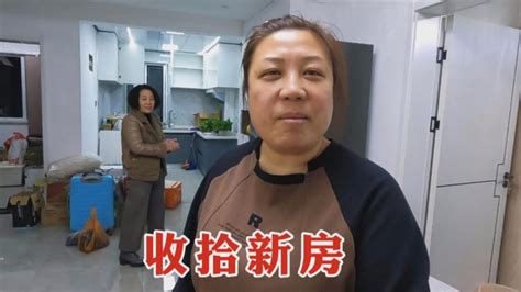 【160斤大龄女】定好日子准备搬家，先拉一车衣服和鞋，三口人贪黑干活，收拾新房 Youtube