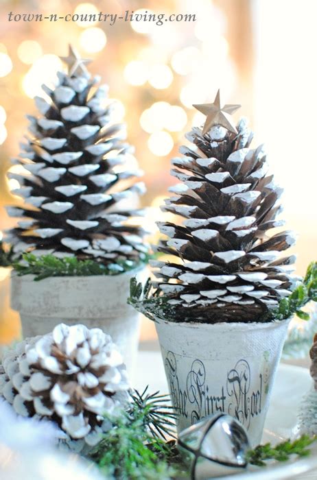 Pine Cone Christmas Tree Embroidery | Embroidery Shops