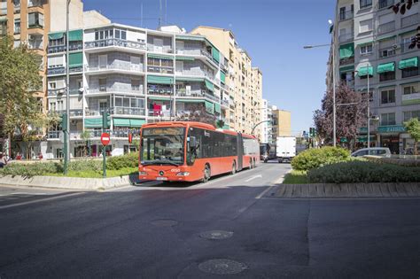 El Zaidín las fotos de un barrio que mezcla tradición y modernidad